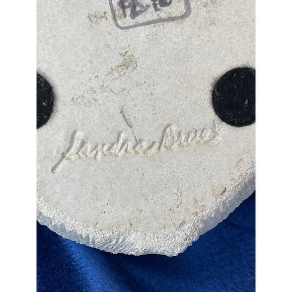 Vintage Sandicast Polar Bear with Cub Signed by Sandra Blue Sculpture - Picture 8 of 8